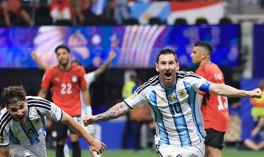 حطم إرث مارادونا مرتين.. ميسي يحقق أرقاماً أسطورية في كأس العالم