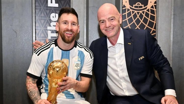 اتهامات لإنفانتينو بدعم الأرجنتين في كأس العالم.. ما القصة؟